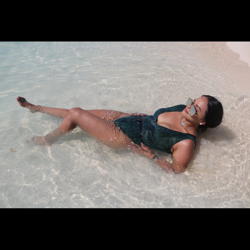 Emerald Green Swimsuit - Picture 3 of 3